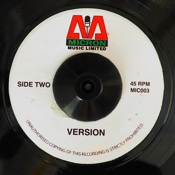Gregory Isaacs - Beautiful Africa / Version